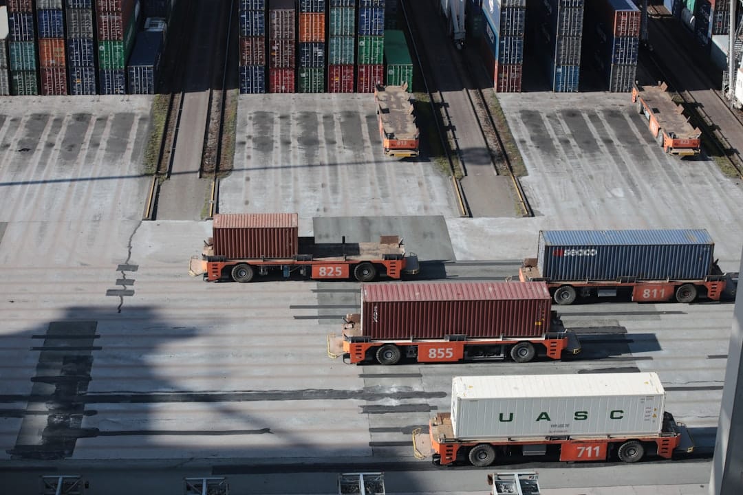 Ley 24.051 y el panel naranja: lo que el cuartel debe saber del transporte de mercancías peligrosas