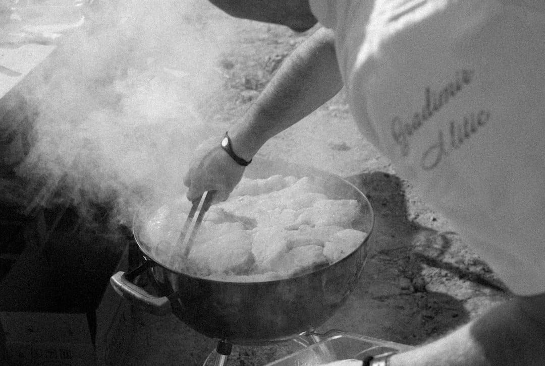 Panaderías industriales con hornos a gas: la nube de harina suspendida que puede detonar