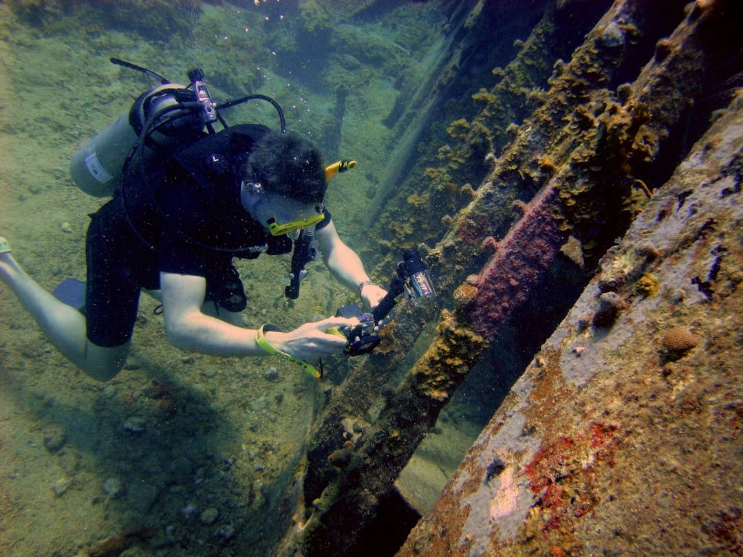 Rescate subacuático en cuarteles con unidad náutica: certificación y mantenimiento del equipo de buceo