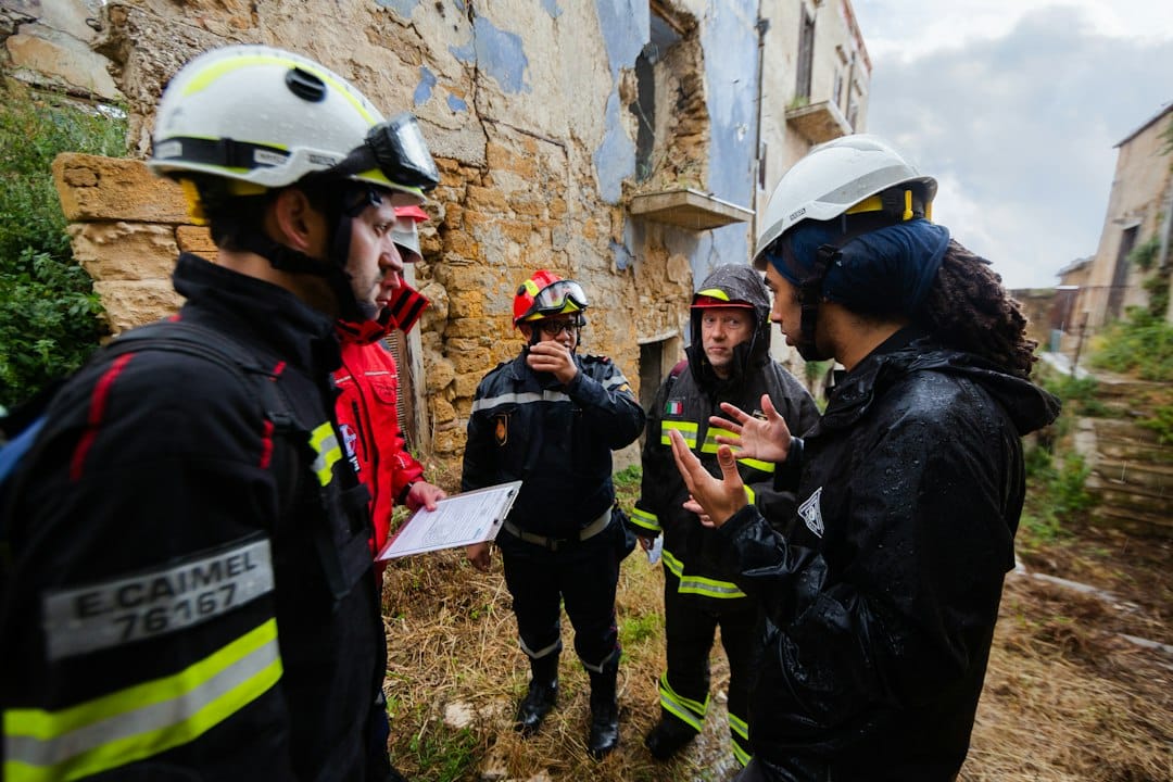 Programas de cadetes y bomberos juveniles: formar a la próxima generación sin exponerlos a riesgo real