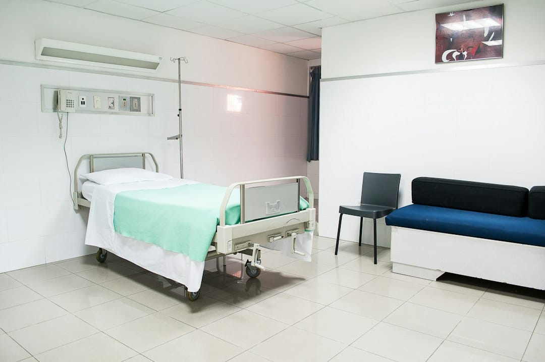 Vacunación y profilaxis post-exposición de la dotación: hepatitis, tétanos y el botiquín sanitario que el cuartel no siempre tiene
